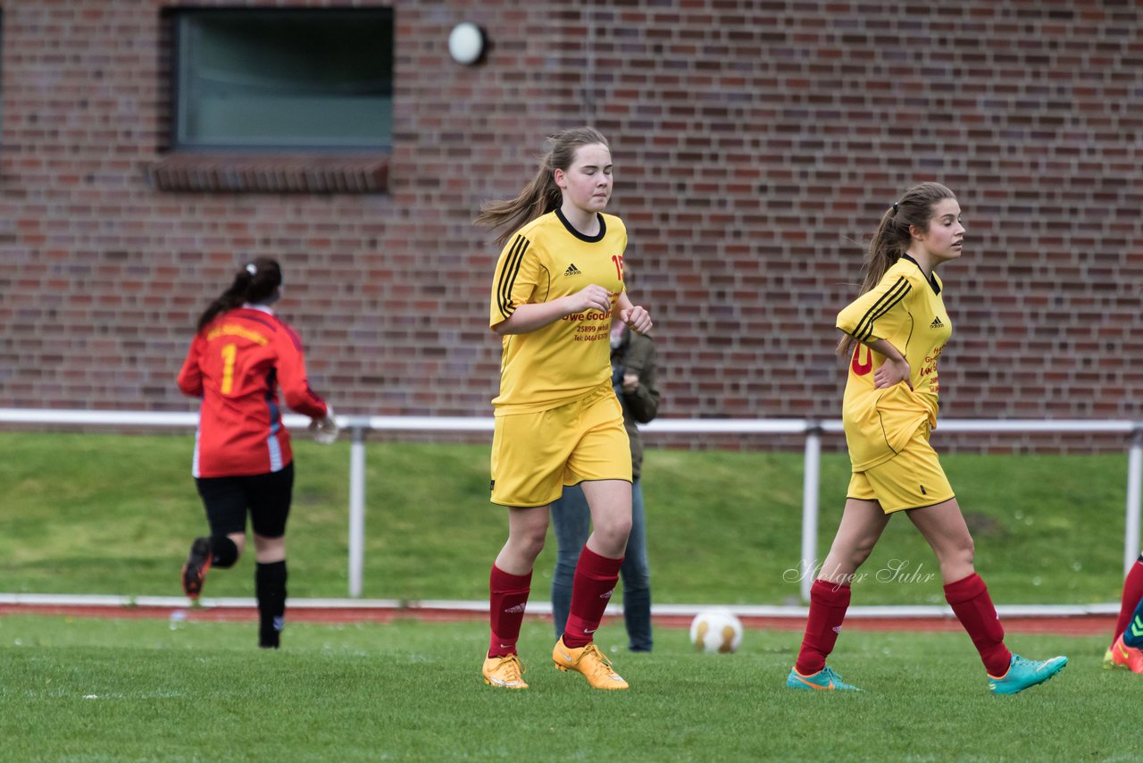 Bild 172 - B-Juniorinnen VfL Oldesloe - JSG Sdtondern : Ergebnis: 2:0